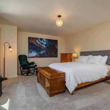 Diego Getaway- Courtyard - 3Br & Office